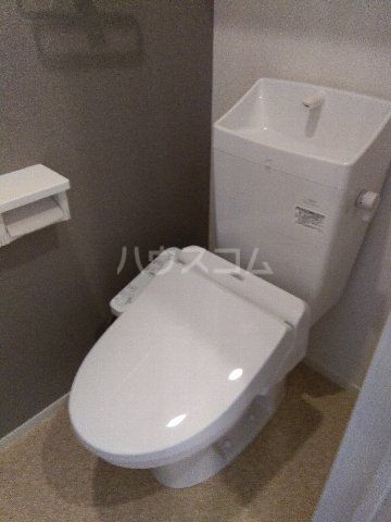 ＪＲ飯田線 豊川駅 徒歩22分 2階建 築6年のトイレ写真