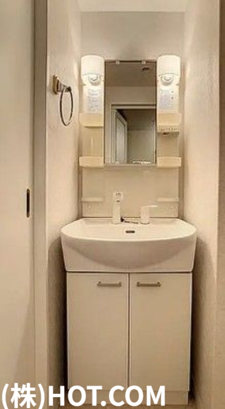 地下鉄七隈線 薬院駅 徒歩4分 15階建 築22年の内装写真