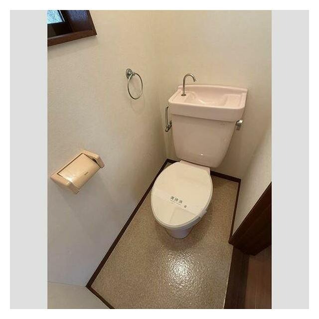 トイレ　※同仕様写真