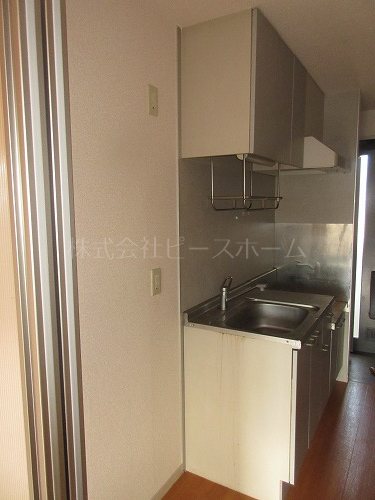 キッチン　※別号室参考写真