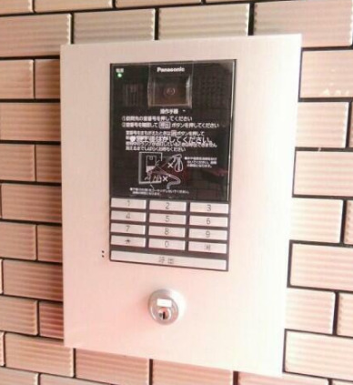 セキュリティ　安心のオートロックです。