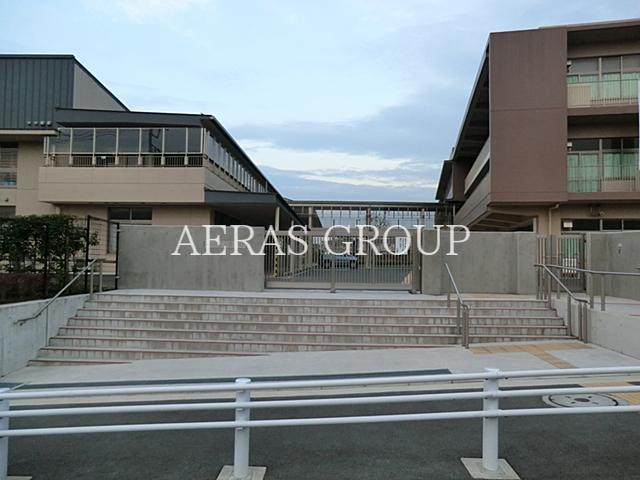 中学校　横浜市立早渕中学校（中学校）まで375m