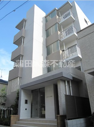 建物外観　2018年6月築　RC鉄筋コンクリート造地上5階建て総戸数1