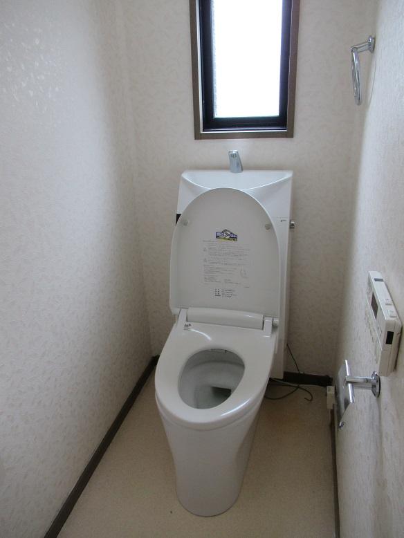 トイレ　Ａ号室の写真になります。