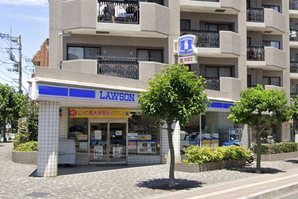 コンビニ　ローソン北浦和一丁目店（コンビニ）まで323m