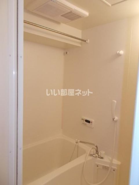 レリーフ ウェステリアBの風呂写真