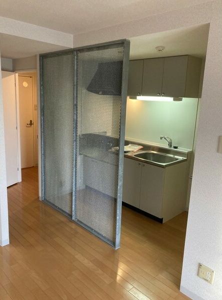 地下鉄東西線 新さっぽろ駅 徒歩7分 4階建 築21年のキッチン写真