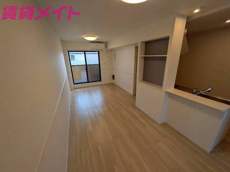 居室・リビング　同タイプの部屋写真です