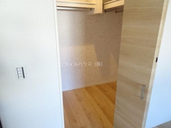 収納　ウォークインクローゼット！