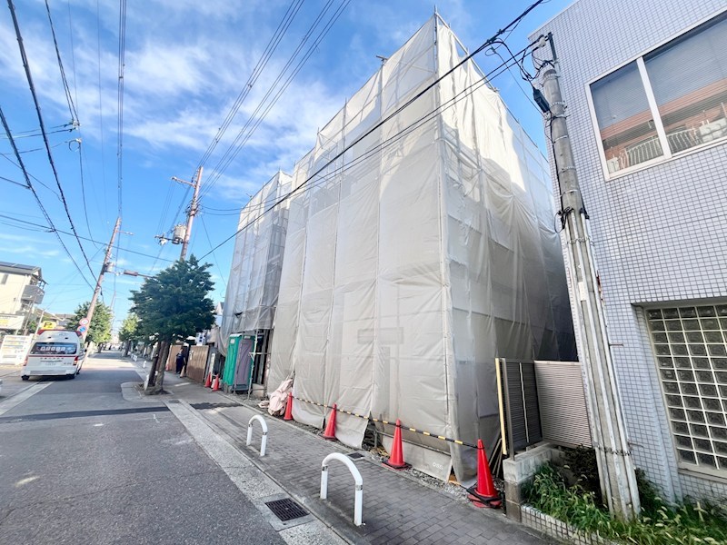 REGIES立花駅前の外観写真