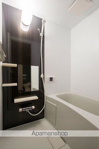 地下鉄東山線 岩塚駅 徒歩7分 2階建 築12年の風呂写真