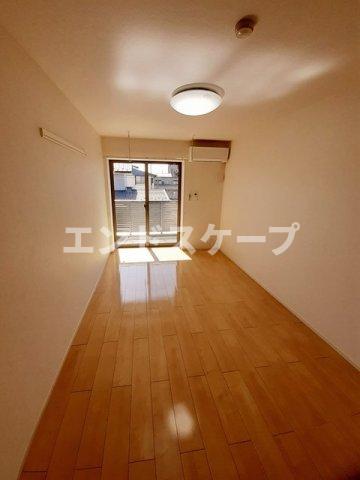 ＪＲ両毛線 新前橋駅 徒歩10分 3階建 築9年の居間写真