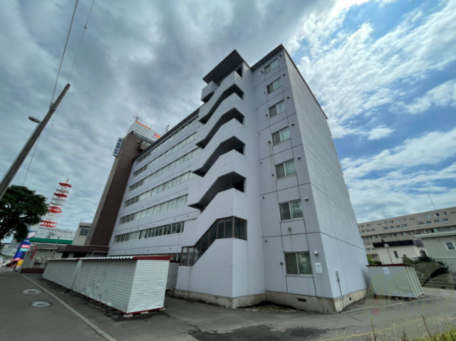 建物外観　札幌市北区北三十二条西「第１７松井ビル」
