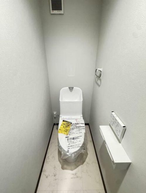 *目白5丁目貸マンションのトイレ写真