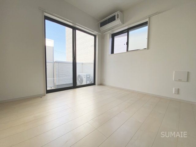 居室・リビング　人気の角部屋です！