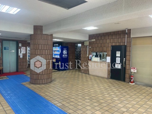 都営新宿線 森下駅 徒歩4分 11階建 築54年の外観写真
