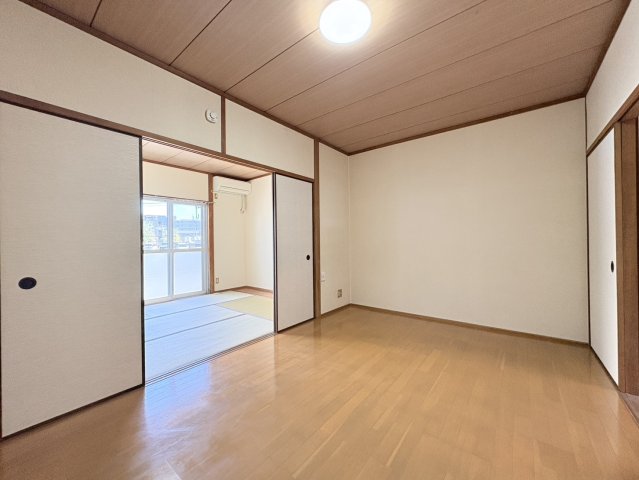 ＪＲ豊肥本線 原水駅 徒歩21分 2階建 築43年の居間写真