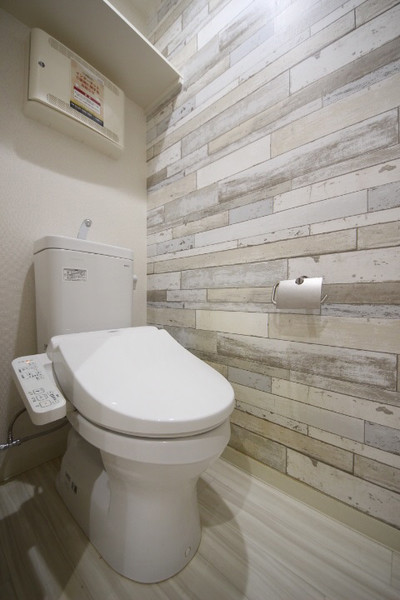 阪急宝塚線 岡町駅 徒歩11分 3階建 築5年のトイレ写真