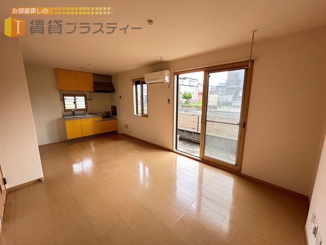 居室・リビング　広々１１．５帖のお部屋