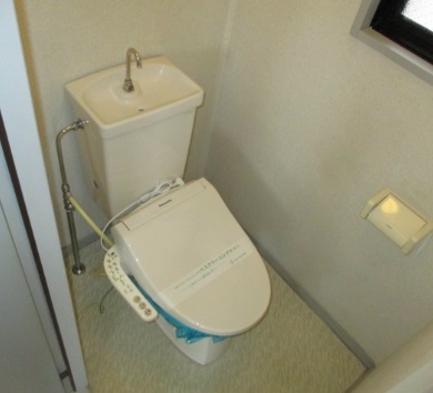ＪＲ信越本線 長野駅 徒歩56分 2階建 築34年のトイレ写真