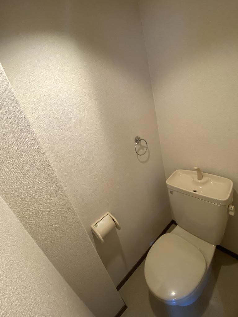 北九州モノレール 片野駅 徒歩4分 2階建 築29年のトイレ写真