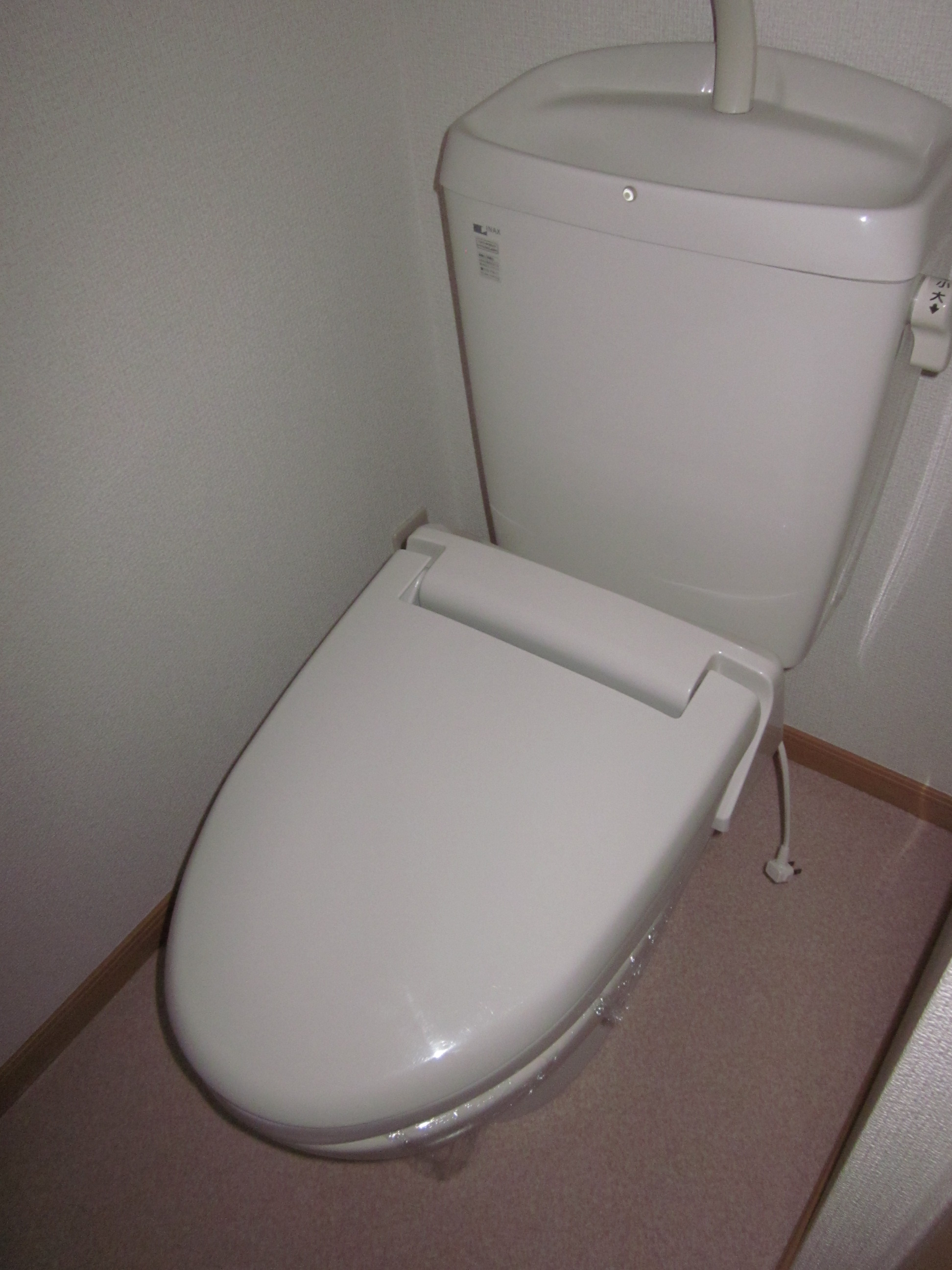トイレ　同タイプ室内