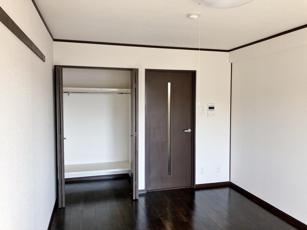 収納　洋室８．２帖　クローゼット