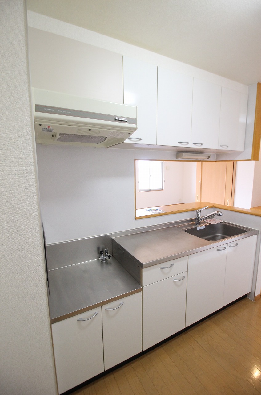 キッチン　別の部屋の写真です