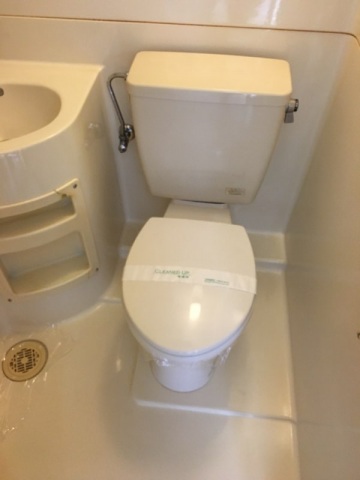 トイレ　同物件別号室の写真です。