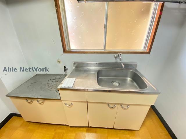 キッチン　※修繕前