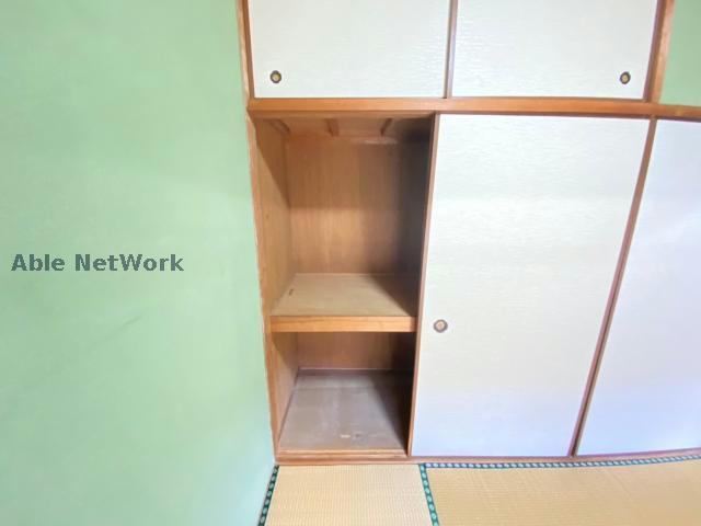 収納　※修繕前