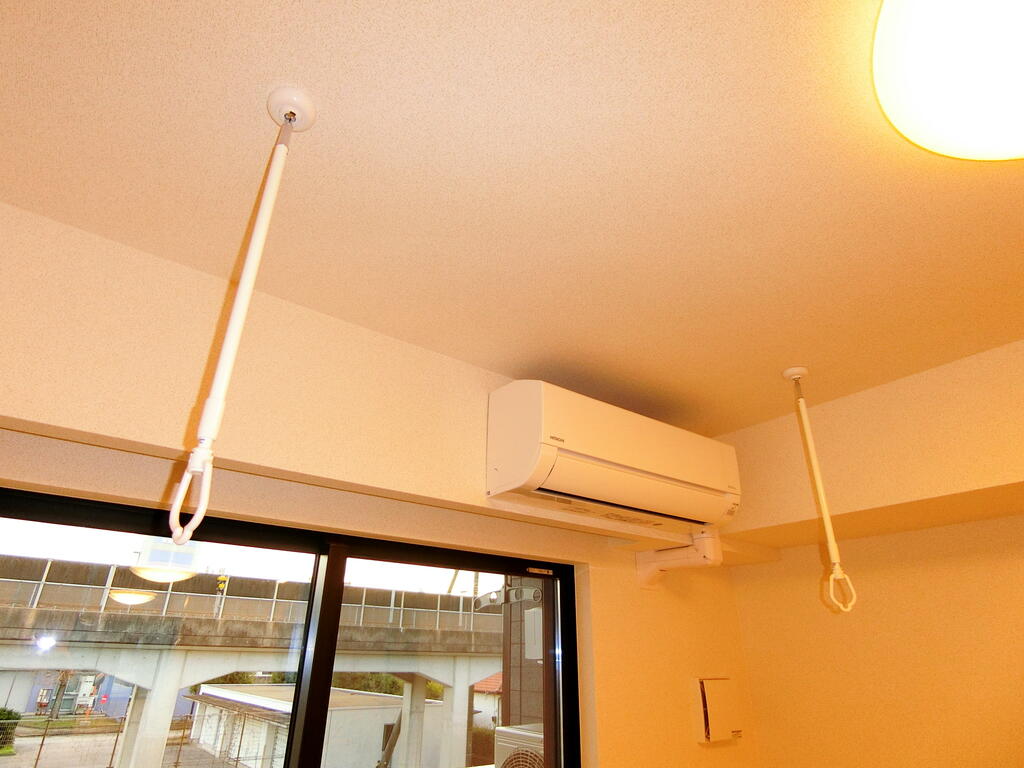 その他設備　室内物干し機