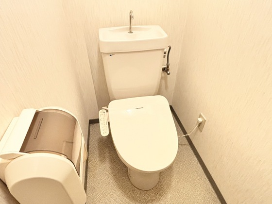 トイレ　シャワー付きトイレ