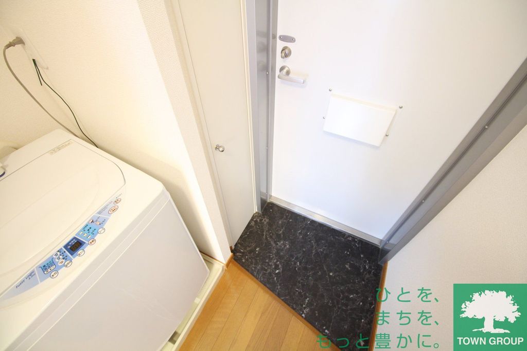 玄関　現況を優先