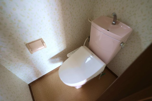 【コーポヨツヤのトイレ】