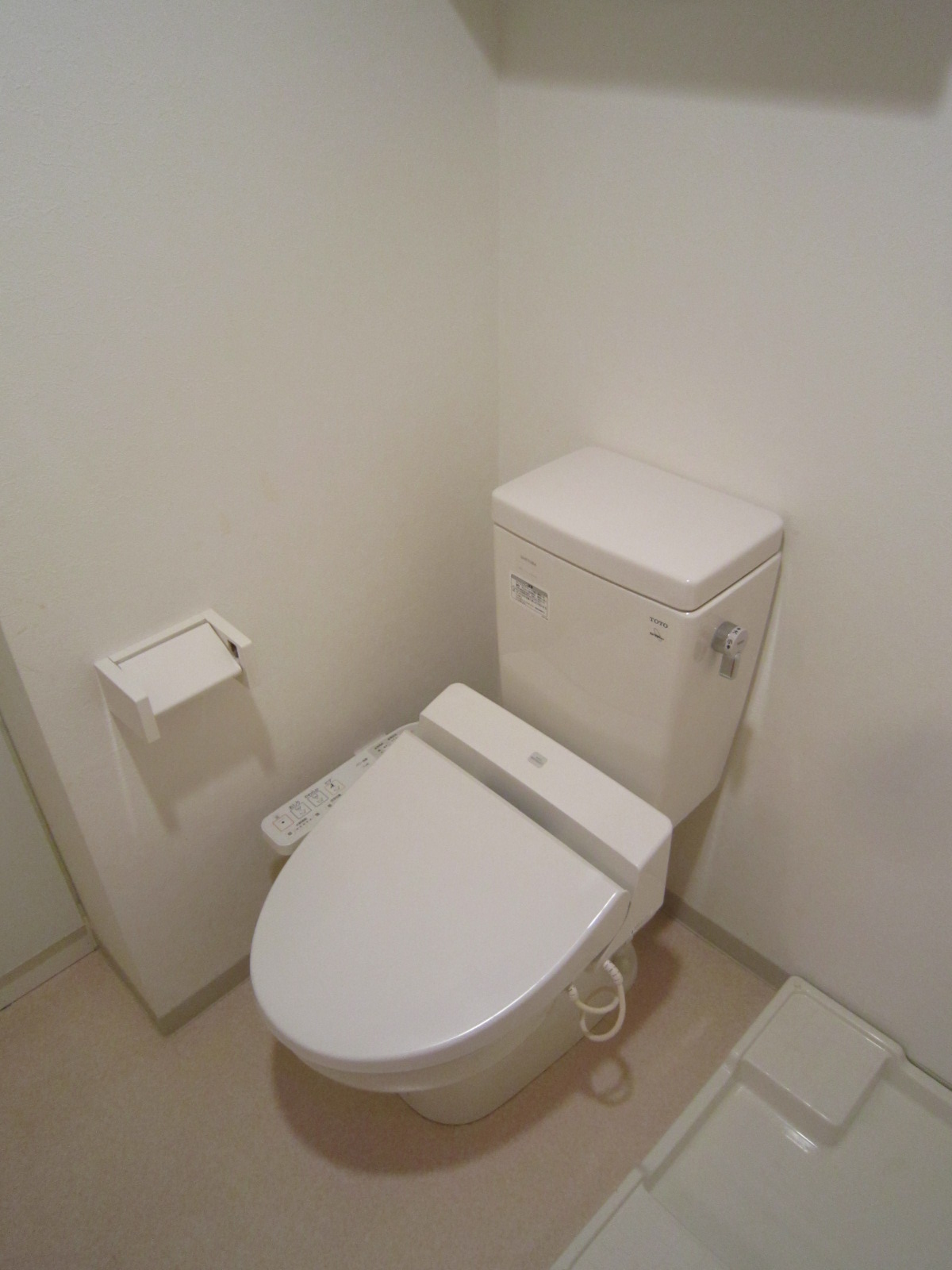 トイレ　温水洗浄機能付きトイレ♪