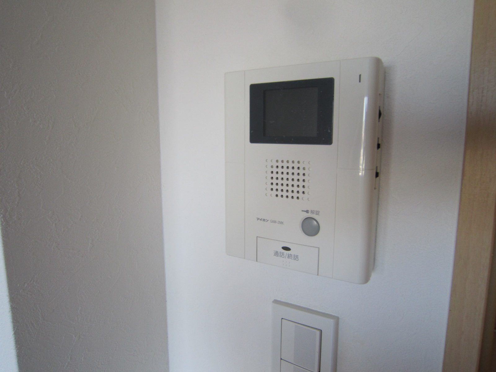 セキュリティ　安心のTVモニター付きインターホン♪