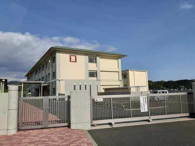 小学校　浜松市立井伊谷小学校（小学校）まで450m