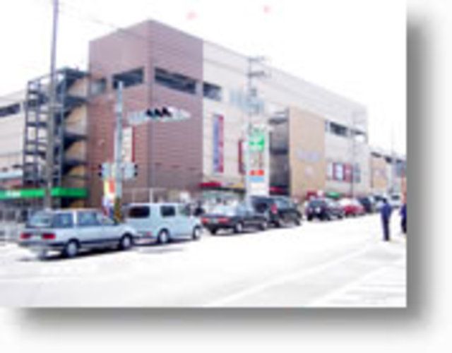 ショッピングセンター　綾瀬タウンヒルズ（ショッピングセンター）まで860m