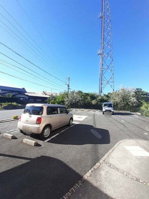 【プラシード浜の駐車場】