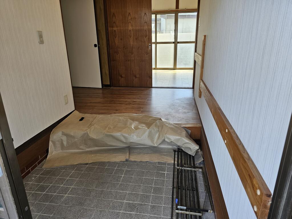 西鉄天神大牟田線 蒲池駅 徒歩80分 2階建 築48年の玄関写真
