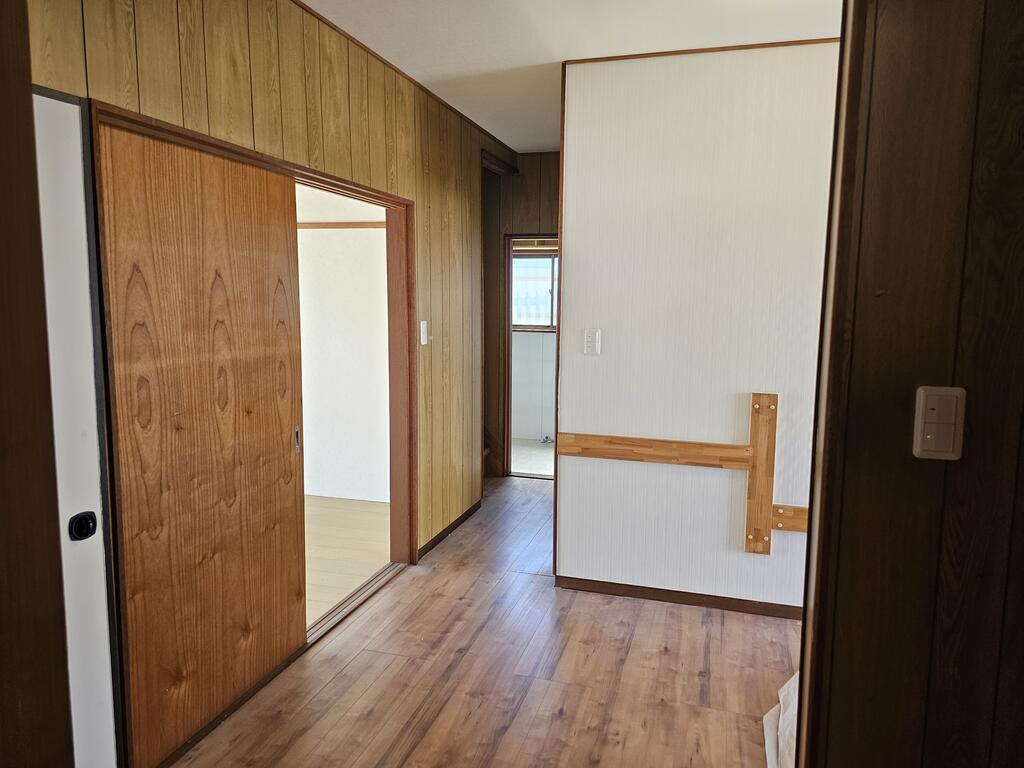 西鉄天神大牟田線 蒲池駅 徒歩80分 2階建 築48年の玄関写真