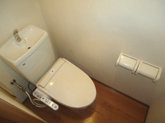 トイレ　シャワー付トイレ