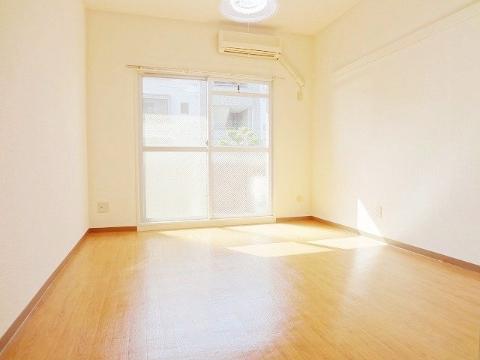 居室・リビング　洋室