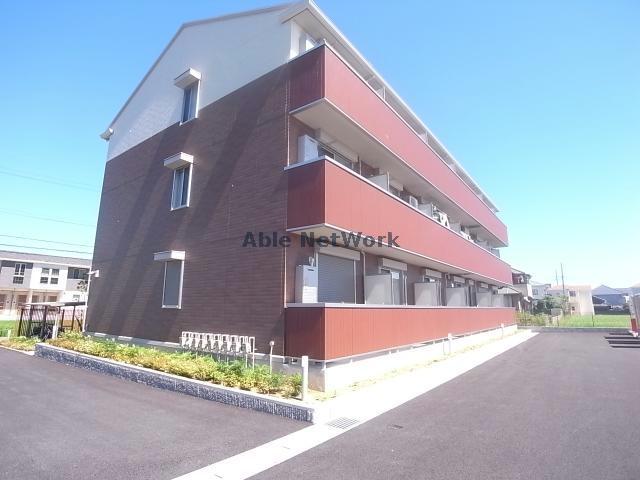 【大垣市中野町のアパートの建物外観】