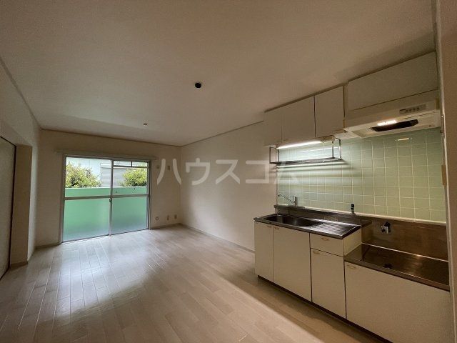 【名古屋市北区駒止町のマンションの居室・リビング】