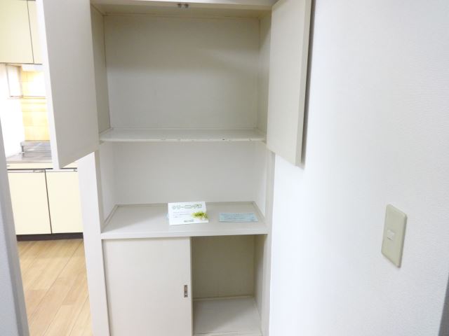【コーポ静岡の玄関】