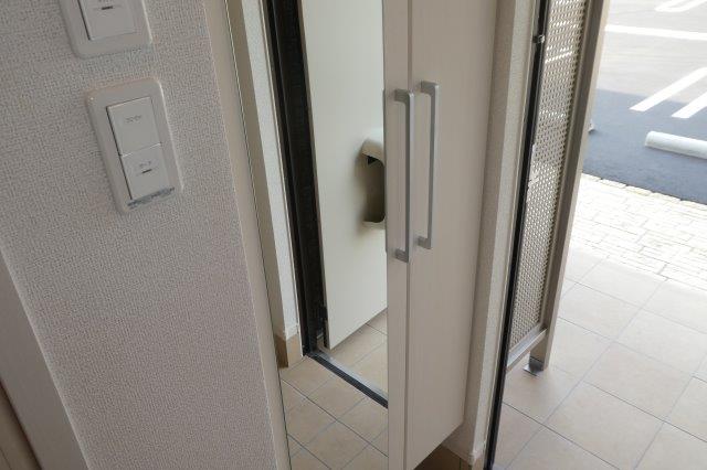 【エスペランサＫIIの玄関】