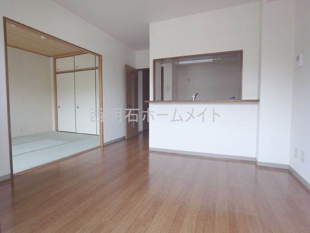 居室・リビング　対面キッチン