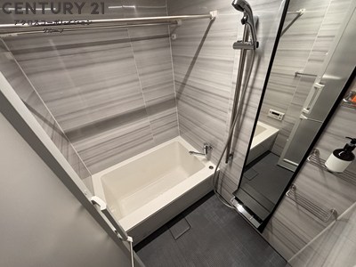 バス・シャワールーム　浴室乾燥機完備しています